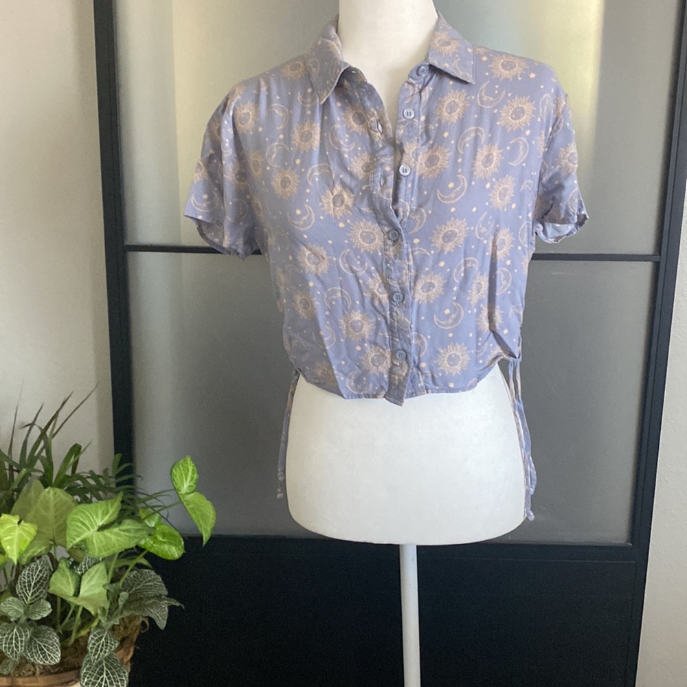 Self ❤️ esteem light purple cropped shirt. Medium